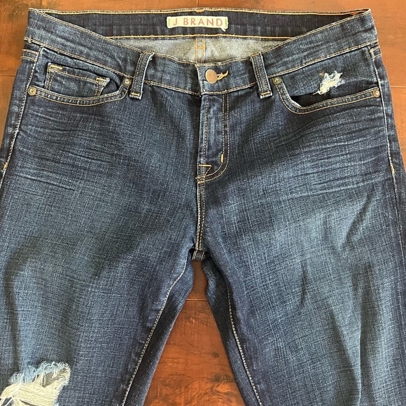 ANTHROPOLOGIE J Brand Denim Low Rise Pencil Leg Jeans Distressed Size 30 - Picture 3 of 12